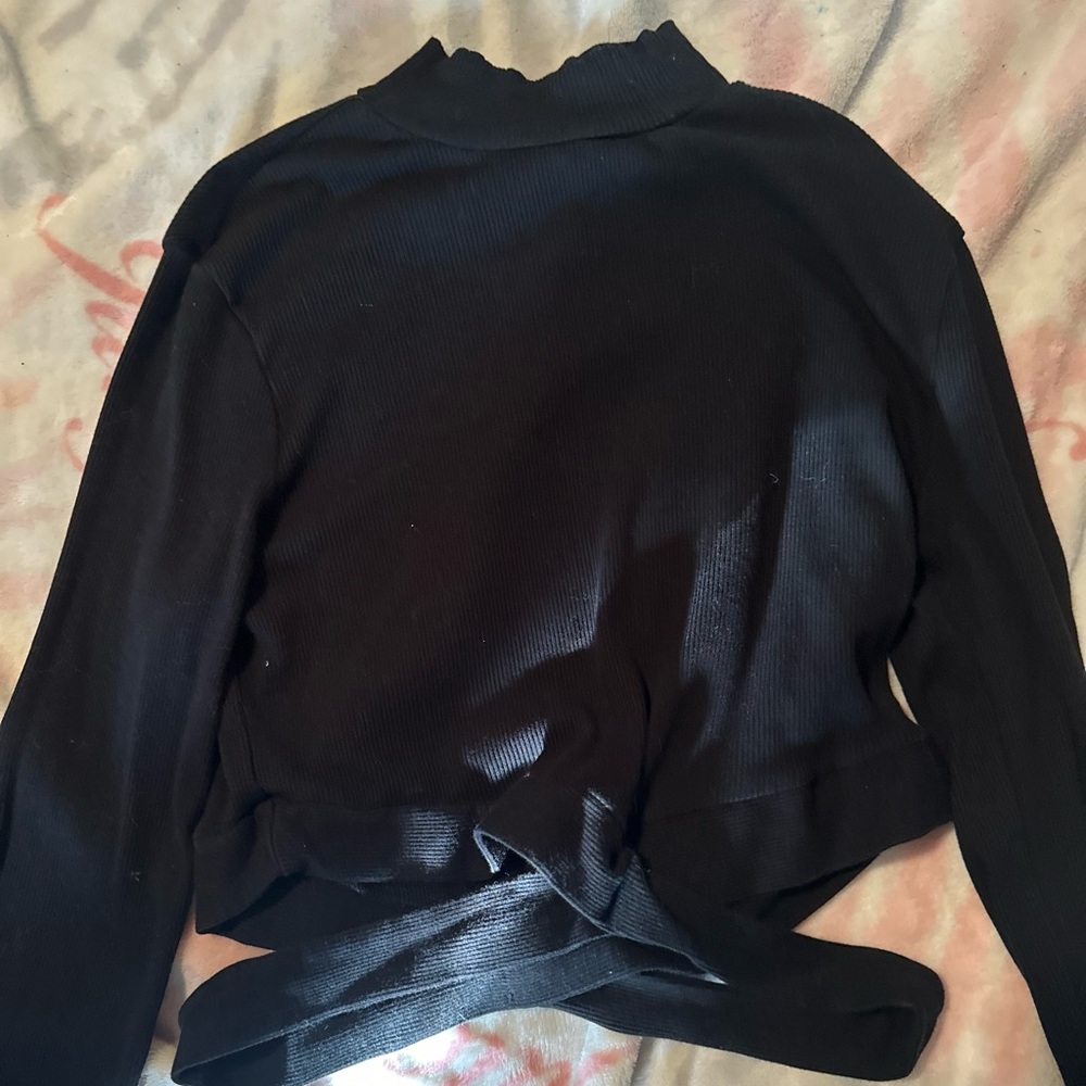 Cropped long sleeve